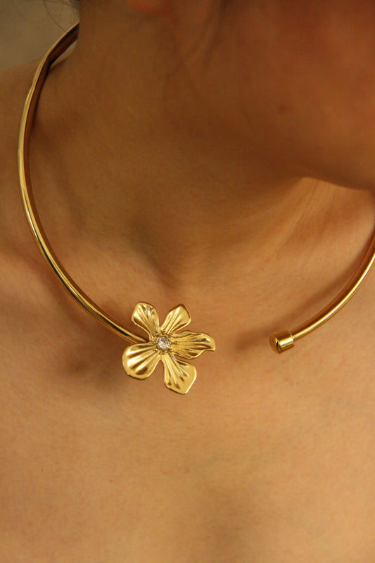 Collier ras de cou FLEUR