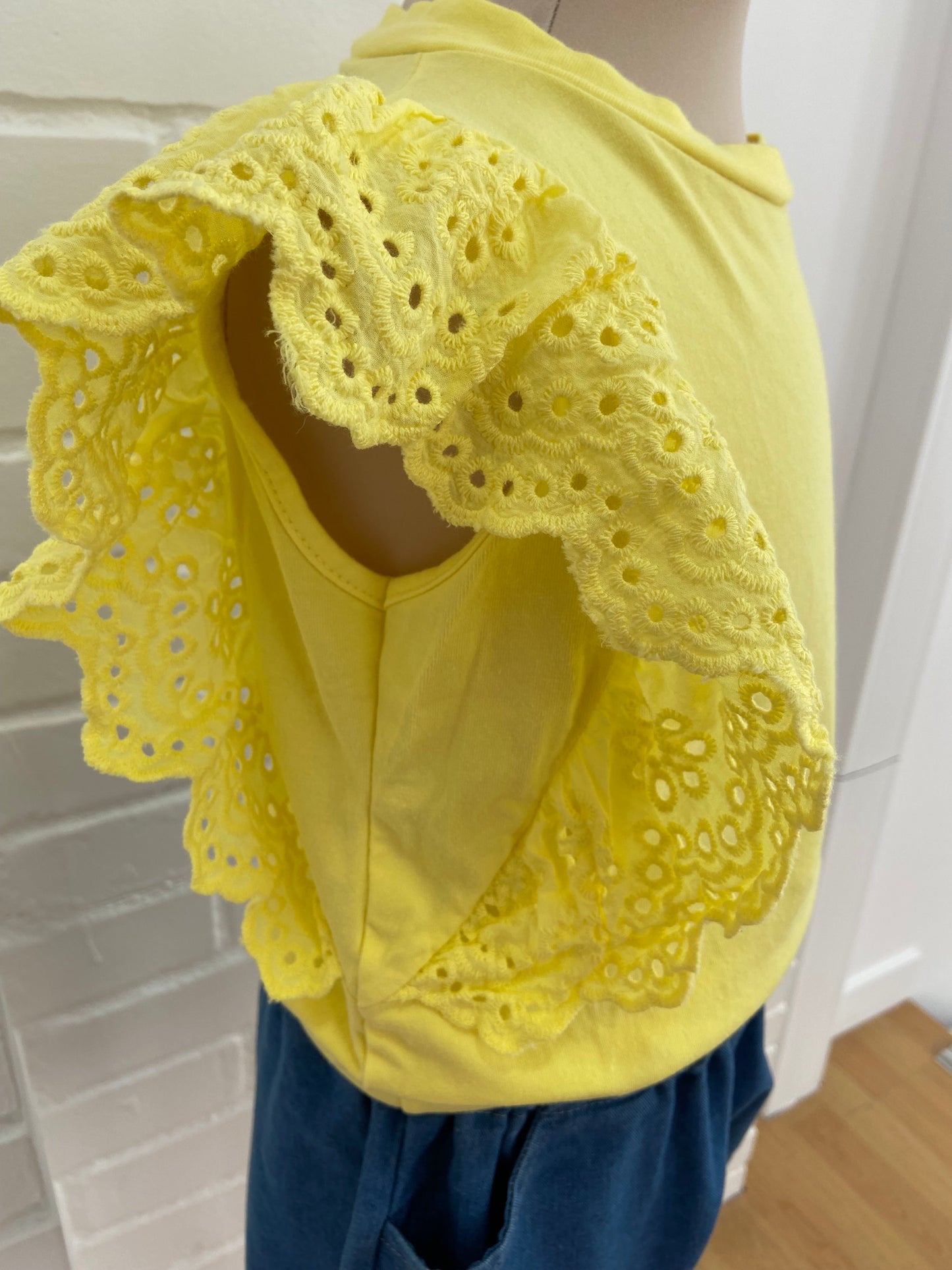 Tee-shirt fillette jaune BRODERIE