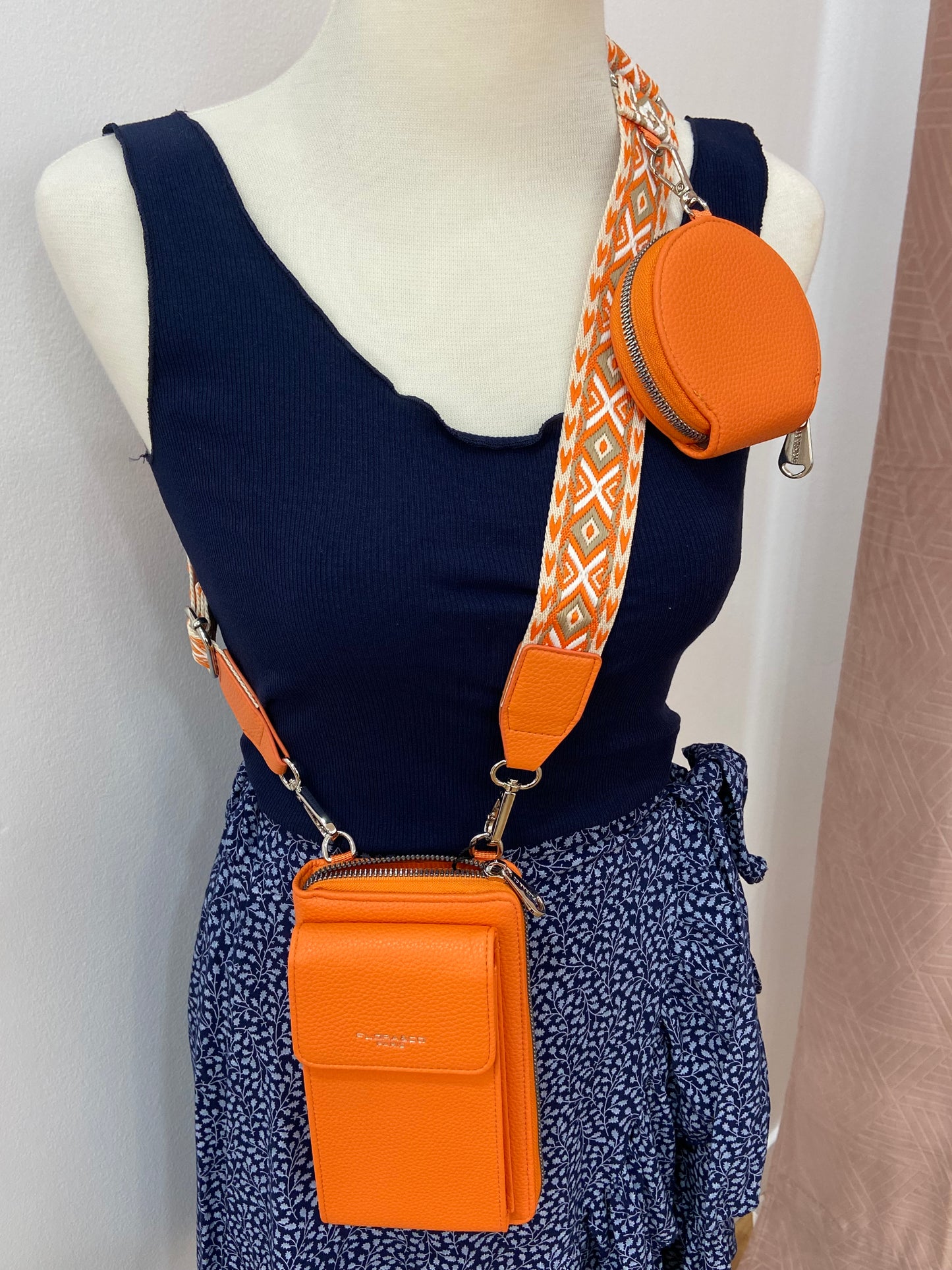 Pochette orange TELEPHONE